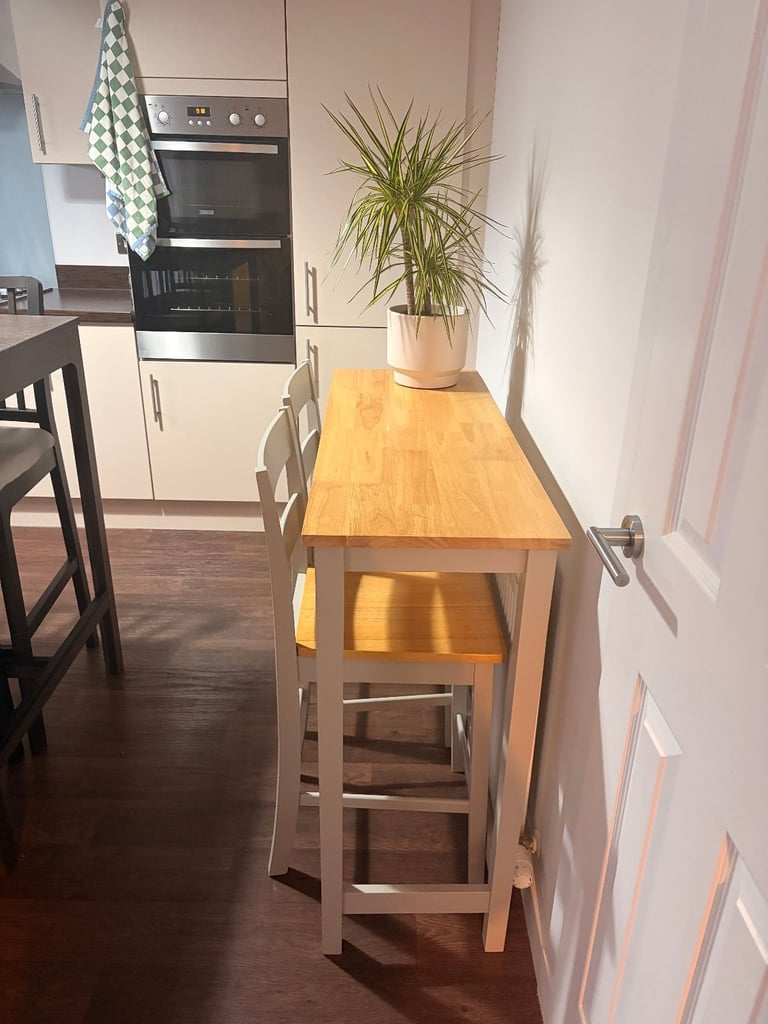 Argos 'Chicago Oak' Grey Bar Table & Stools