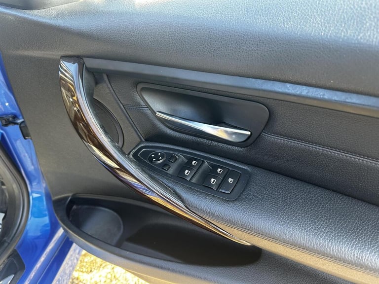 2015 BMW 3 Series Saloon (2011 - 2015) Saloon Petrol Automatic