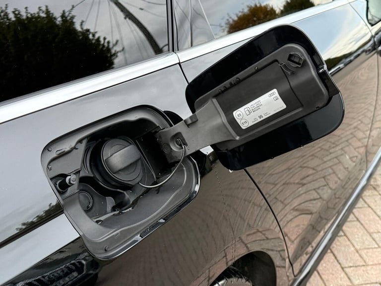 2023 Audi A4 Avant 2.0 TFSI 35 S line Estate 5dr Petrol S Tronic Euro 6 (s/s) (150 ps) ESTATE Pet...