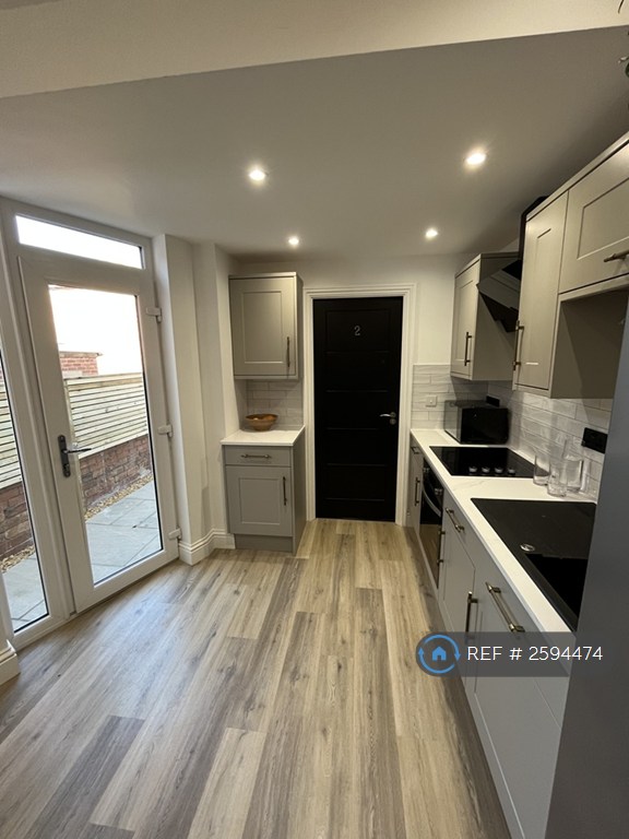 1 bedroom in Lower Hester Street, Northampton, NN2 (#2594474)