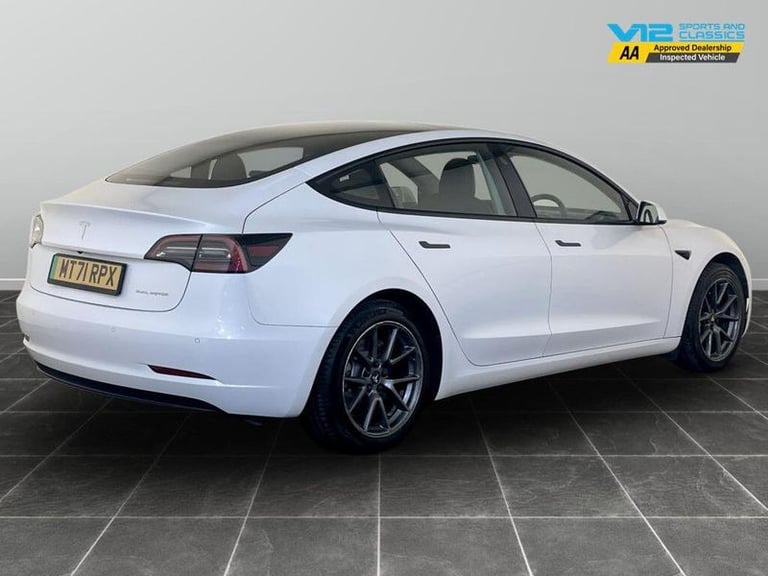 2021 Tesla Model 3 (Dual Motor) Long Range Auto 4WDE 4dr Automatic Saloon Electric Automatic