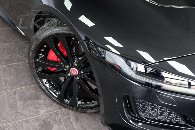JAGUAR F-TYPE 5.0 V8 R-Dynamic Black Auto Euro 6 (s/s) 2dr 2023