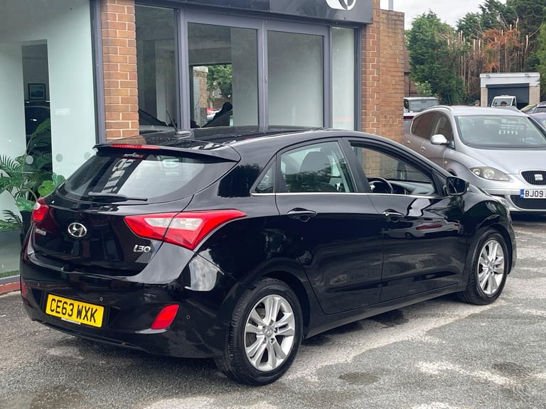 2013 Hyundai i30 1.6 CRDi Blue Drive Style Nav Euro 5 (s/s) 5dr HATCHBACK Diesel Manual