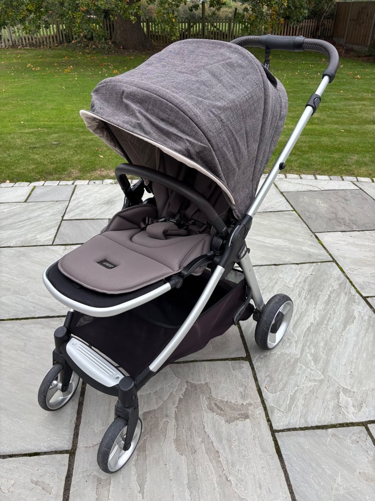 Mamas and Papas grey pram/stroller