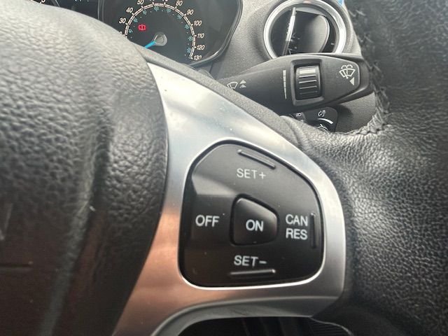 2014 Ford Fiesta 1.0T ECOBOOST TITANIUM 5dr (s/s)  WITH SERVICE HISTORY  Hatchback Petrol Manual