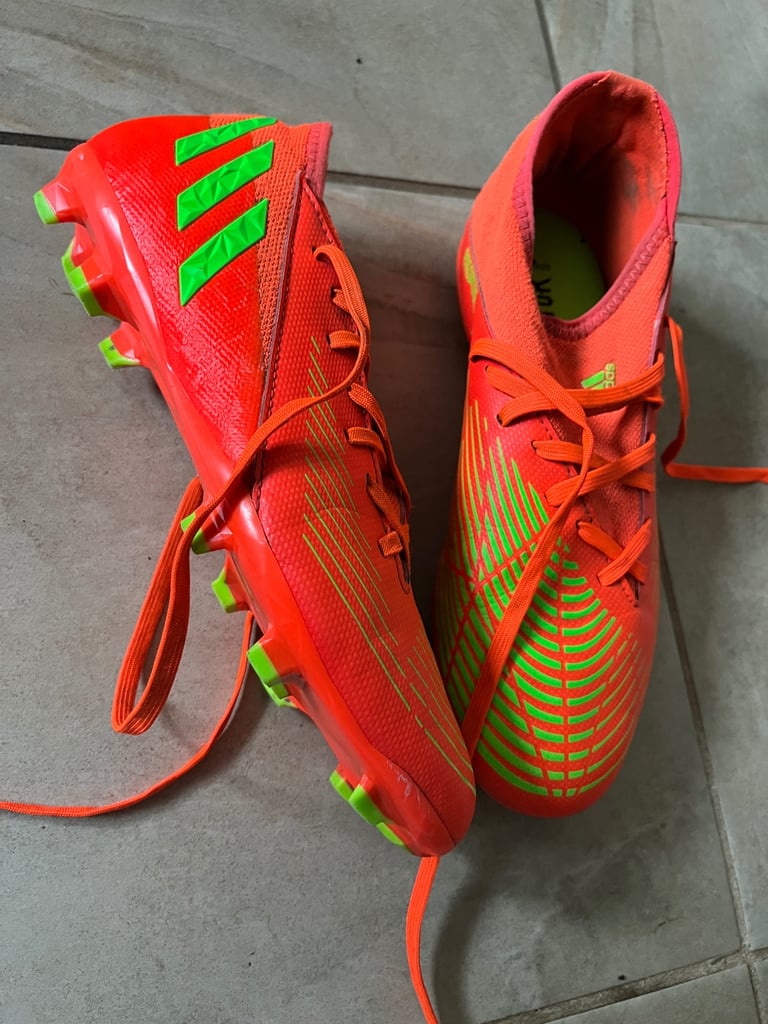 image for Size 5 kids stuffed football boots