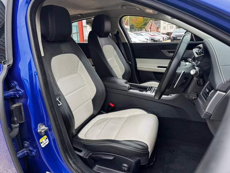 2018 Jaguar XF 2.0d R-Sport Auto AWD Euro 6 (s/s) 4dr SALOON Diesel Automatic