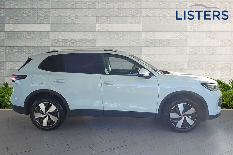 2024 Volkswagen Tiguan 1.5 TSI eHybrid Match 5dr DSG ESTATE PETROL/ELECTRIC Automatic
