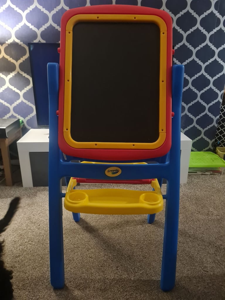 Crayola Qwikflip Easel