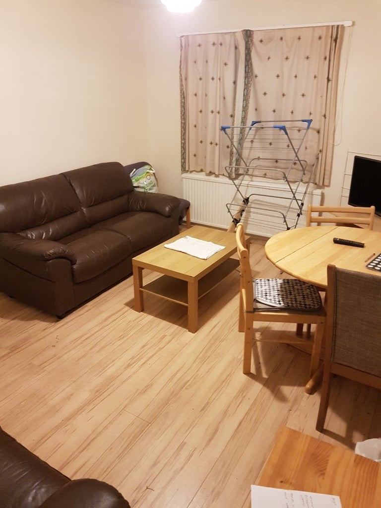 Double Rooms to let Bridge of Don Aberdeen good facilities all bills included free WIFI £95 p/w