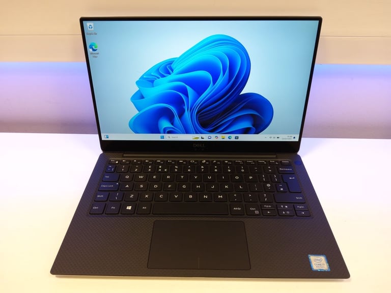 image for **DELL XPS 13 9380 - INTEL I7 8565U - 1TB SSD 16GB RAM - WINDOWS 11 - NEW BATTERY**