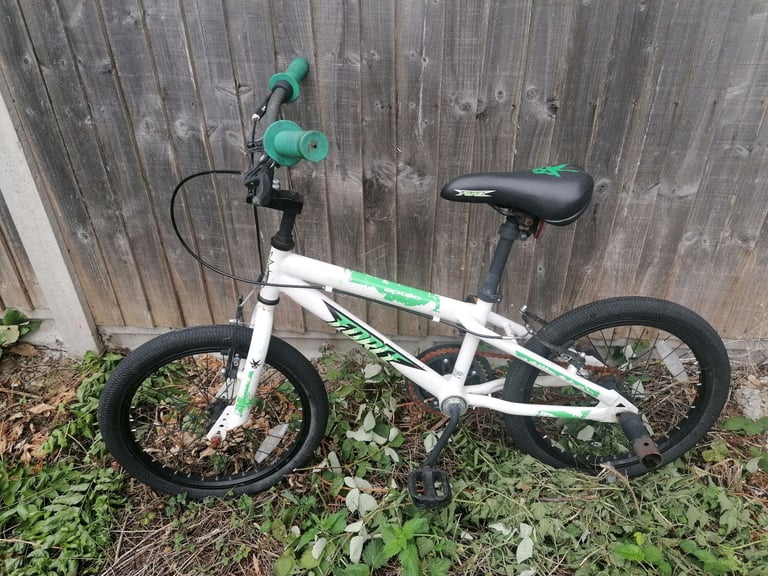 Apollo Force Kids Bike - 18" Wheel - for 5-9 years old kids