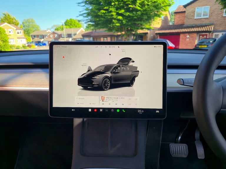 Tesla, MODEL Y, 2023, 1 Owner, 20 inch wheels