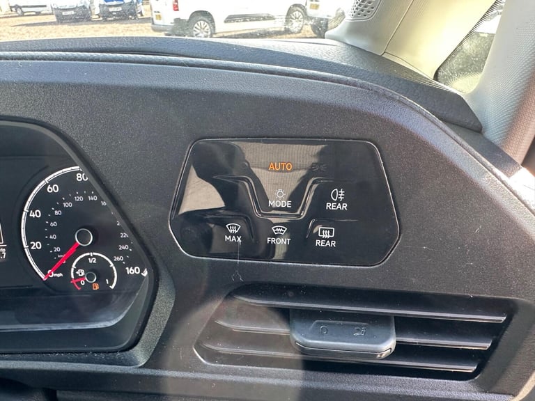 2022 Volkswagen Caddy 2.0 TDI C20 Commerce Pro SWB Euro 6 (s/s) 5dr PANEL VAN Diesel Manual