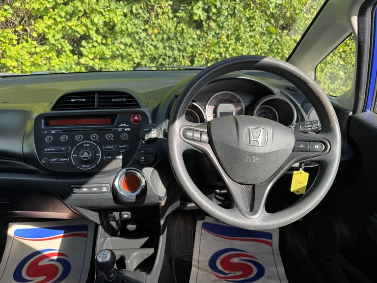 2012 Honda Jazz 1.4 i-VTEC ES 5dr HATCHBACK Petrol Manual