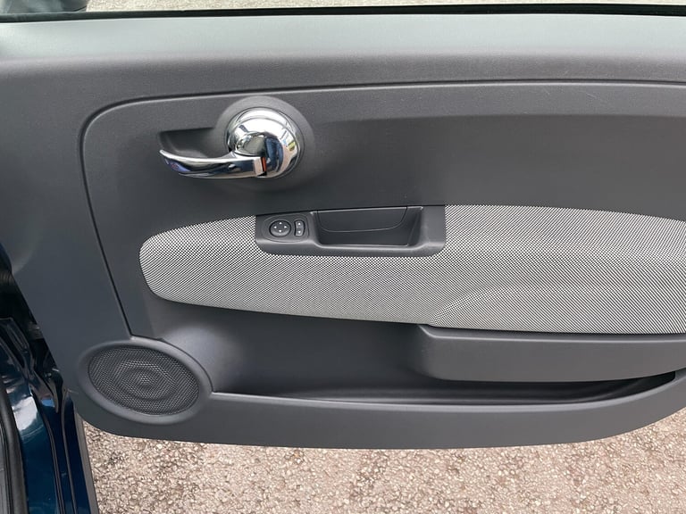 2012 Fiat 500 1.2 Lounge Hatchback 3dr Petrol Manual Euro 4 (69 bhp) Petrol