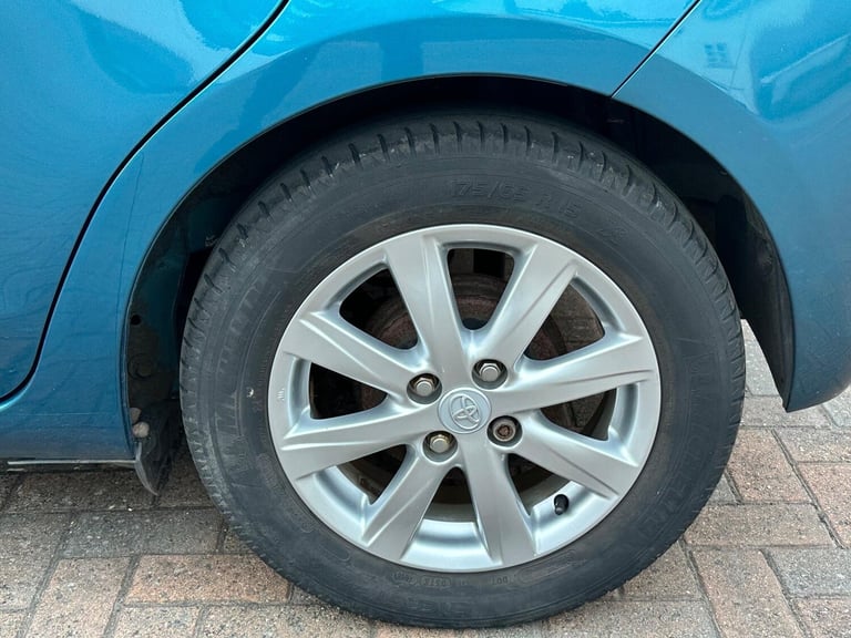 2013 Toyota Yaris 1.33 Dual VVT-i TR Euro 5 5dr HATCHBACK Petrol Manual