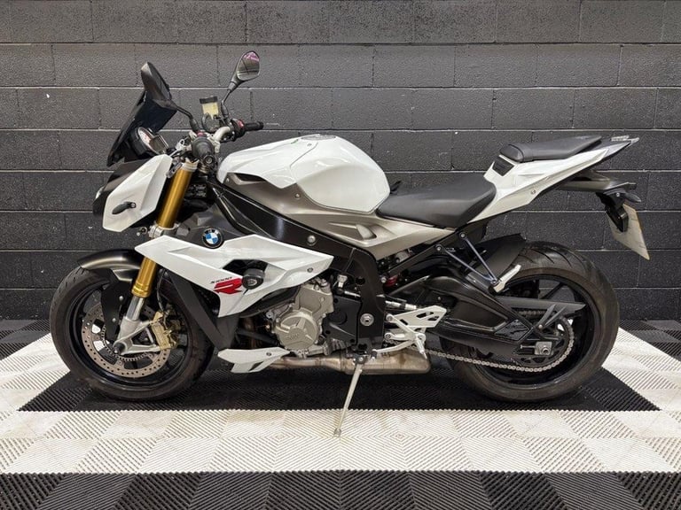 2014 64 BMW S 1000 R FINANCE SPECIALISTS APPLY NOW