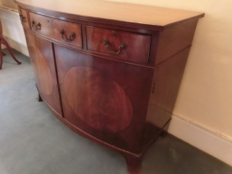 Antique Bow Fronted Sideboard - Warfield Berkshire