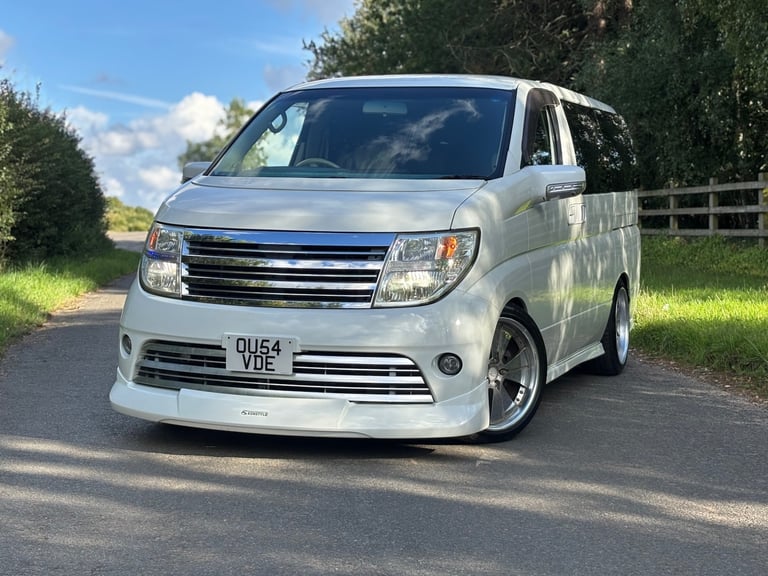 2005 Nissan Elgrand 2.5 Auto RIDER LOW MILEAGE BODYKIT MPV Petrol Automatic
