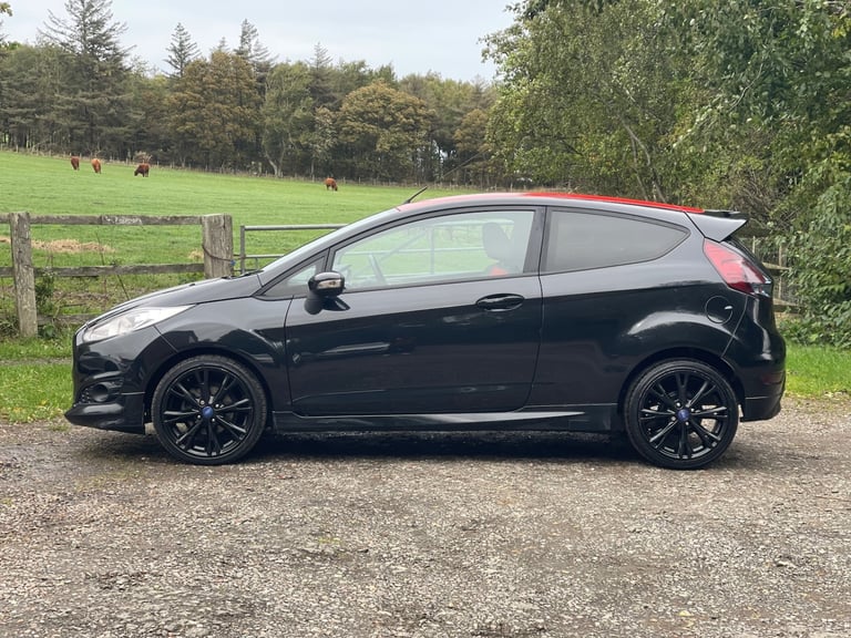 2015 Ford Fiesta 1.0 EcoBoost 140 Zetec S Black 3dr HATCHBACK Petrol Manual