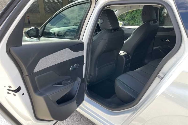 2022 Peugeot 308 1.2 PureTech Allure Premium 5dr EAT8 ESTATE PETROL Automatic