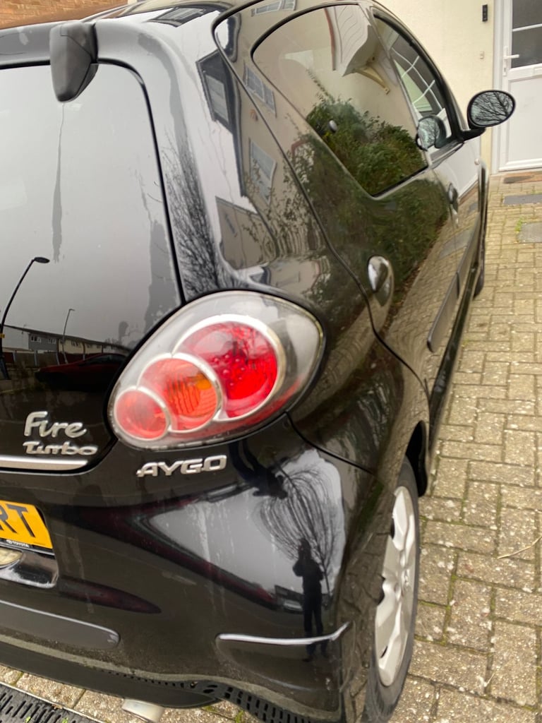 Toyota, AYGO, Hatchback, 2013, Semi-Auto, 998 (cc), 5 doors