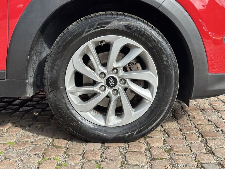 2018 Hyundai TUCSON 1.7 CRDi Blue Drive SE Nav SUV 5dr Diesel DCT Euro 6 (s/s) (141 ps) ESTATE Di...