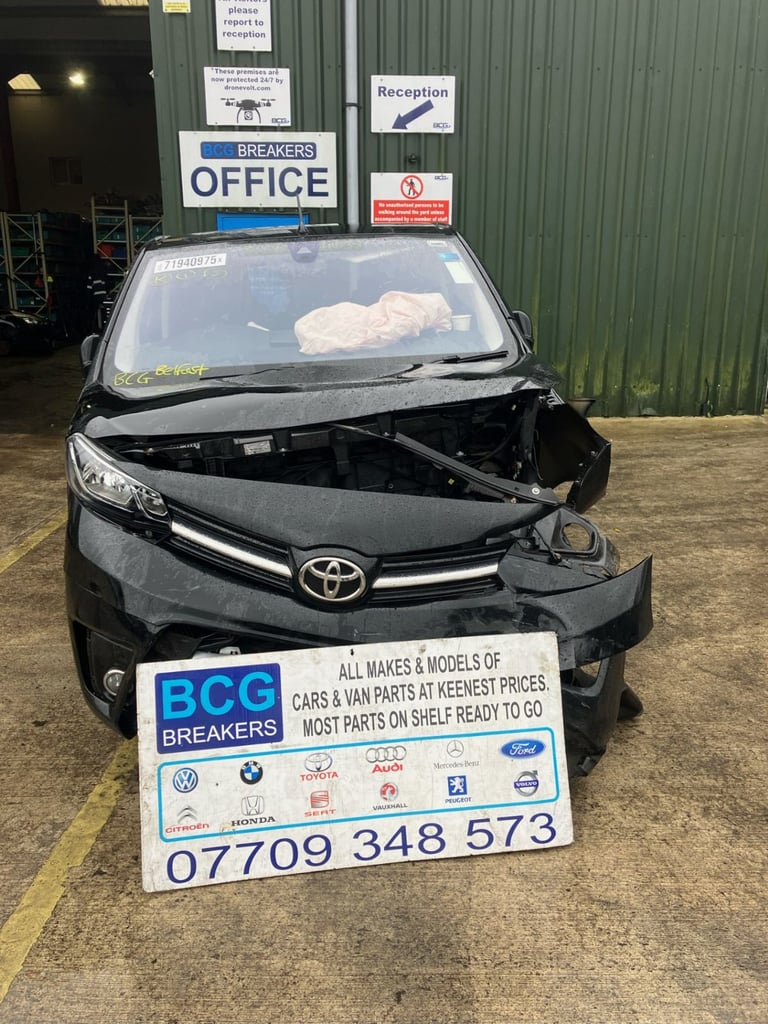 image for 2023 toyota pro ace verso mini bus parts breaking 