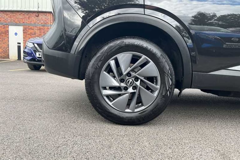 2022 Nissan Qashqai 1.3 DIG-T MH ACENTA PREMIUM 5DR Hatchback Petrol Manual