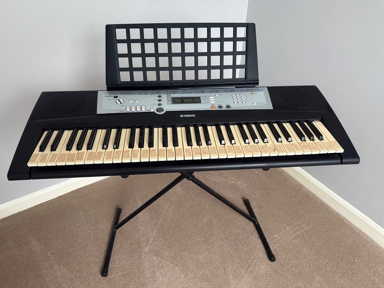 Yamaha YPT-200 keyboard 