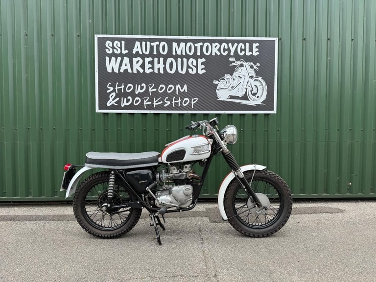 Triumph Trophy 500 T100C Evocation 1970 Classic Project Runs and Rides Well