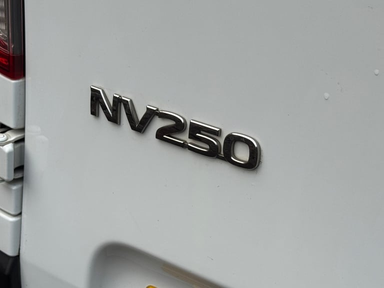2021 Nissan NV250 1.5 dCi Tekna L1 Euro 6 4dr PANEL VAN Diesel Manual