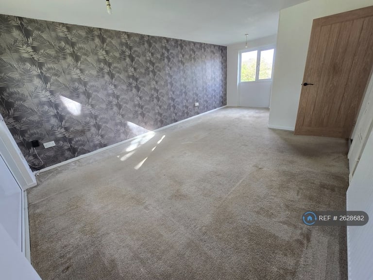 1 bedroom flat in Headford Close, Cambridge, CB5 (1 bed) (#2628682)