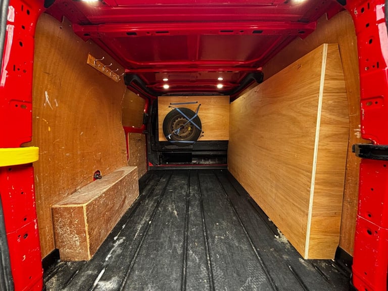  Ford Transit Custom 290 TREND H1 P/V COLOUR EDITION SIP Diesel Manual