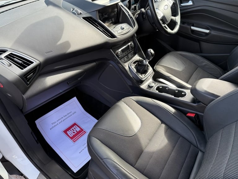 2016 Ford Kuga 2.0 TDCi Titanium SUV 5dr Diesel Manual 2WD Euro 6 (s/s) (150 ps) HATCHBACK Diesel...