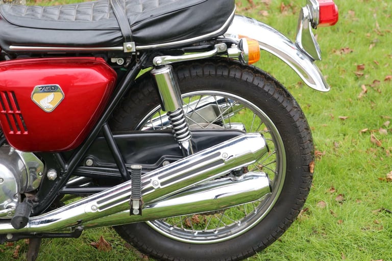 Honda CB750 CB 750 Sandcast 1969 Candy Ruby Red **STUNNING**