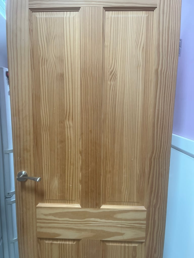 4xSolid Pine Doors   