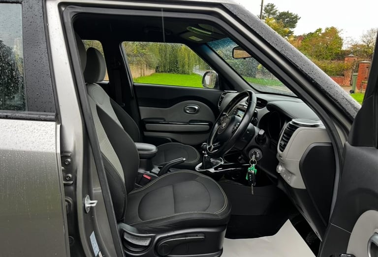 2014(64) KIA SOUL 1.6 CRDi CONNECT+ GENUINE 86K FULL MOT DRIVES GREAT LOVELY CAR
