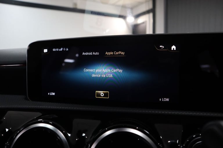 2020 19 MERCEDES-BENZ A-CLASS 1.3 A200 AMG LINE (EXECUTIVE) HATCHBACK 5DR PETROL
