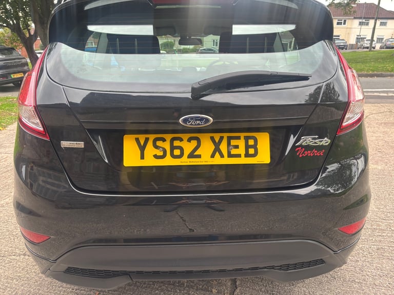 Ford, FIESTA, Hatchback, 2013, Manual, 1560 (cc), 3 doors