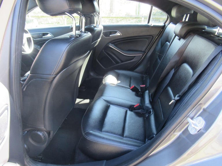 2015 Mercedes-Benz A-Class 1.6 A200 Sport Edition 7G-DCT Euro 6 (s/s) 5dr HATCHBACK Petrol Automatic