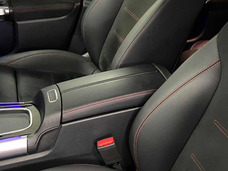 2024 Mercedes-Benz GLB 200 AMG Line Executive 5dr 7G-Tronic Estate Petrol Automatic