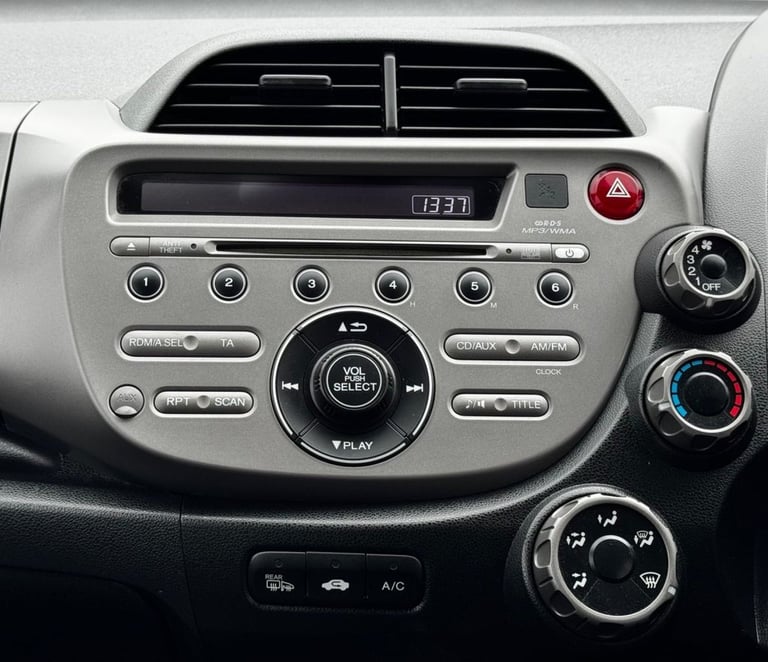 2009 59 HONDA JAZZ 1.4 I-VTEC ES HATCHBACK 5DR PETROL MANUAL EURO 4 (100 PS)