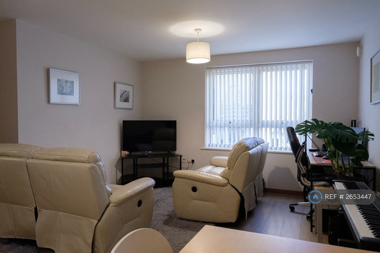 2 bedroom flat in Vista Court, Ipswich, IP2 (2 bed) (#2653447)