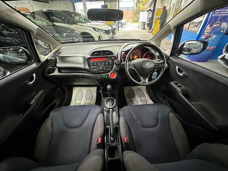 2013 Honda Jazz 1.4 i-VTEC ES Hatchback 5dr Petrol CVT Euro 5 (99 ps) HATCHBACK Petrol Automatic