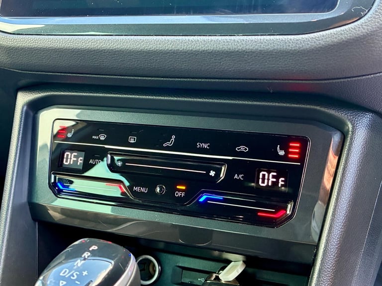 2020 Volkswagen Tiguan 1.5 TSI R-Line DSG **Lovely Example - Automatic**