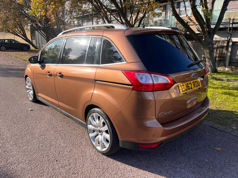 2012 Ford Grand C-Max 1.0T EcoBoost Zetec Euro 5 (s/s) 5dr MPV Petrol Manual