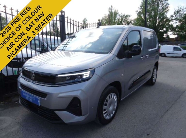 2025 Vauxhall Combo 1.5 Turbo D 100ps Pro H1 Van PANEL VAN DIESEL Manual