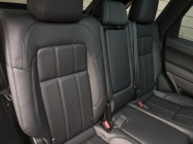 2020 Land Rover Range Rover Sport 3.0 D300 HSE Dynamic Black 5dr Auto ESTATE DIESEL Automatic